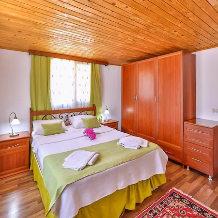 Villa Yigido *